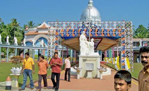 Hand of faith: The Mar Thoma shrine at Azhikode village, near Kodungallur, which houses a fragment of arm bone believed to be that of Thomas the Apostle. Photo: Zac OYeah